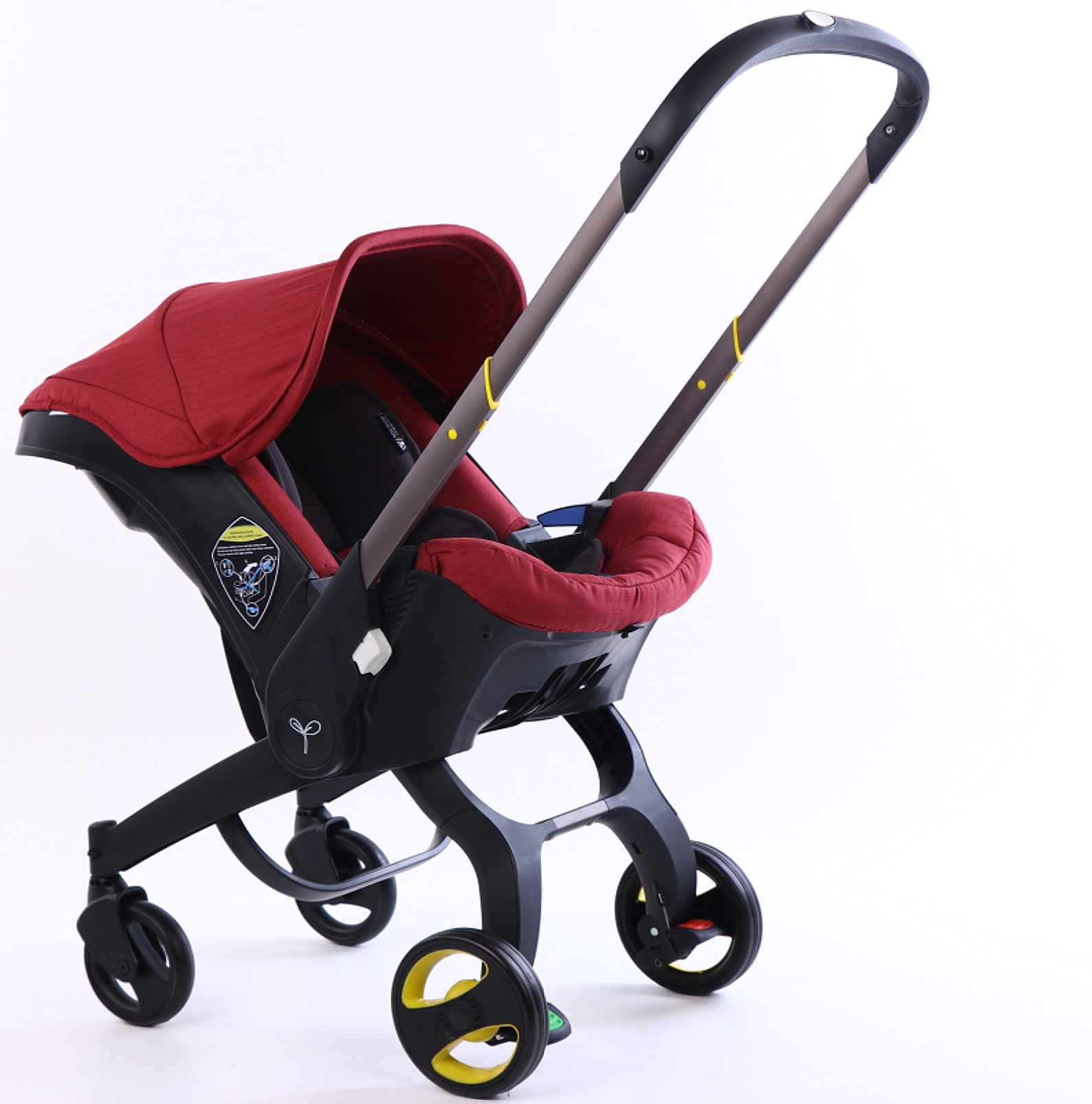 La poussette avec siège auto, le top pour voyager avec bébé