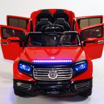voiture pour deux garçons