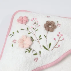 Cape de Bain Bébé 2 Pièces Motif Floral – Bebekevi – Élégance et Douceur