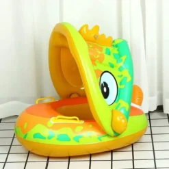 bouée bébé dinosaure avec