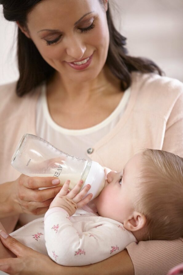 Avent : Biberon Natural en Verre anti-colique 1M+ 240 ml-2756