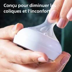 Philips Avent Lot de 2 tétines pour biberon à Réponse Naturelle 0% BPA, Débit 4 pour Bébé de 3 mois + (modèle SCY964/02)