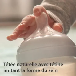 Philips Avent Lot de 2 tétines pour biberon à Réponse Naturelle 0% BPA, Débit 4 pour Bébé de 3 mois + (modèle SCY964/02)