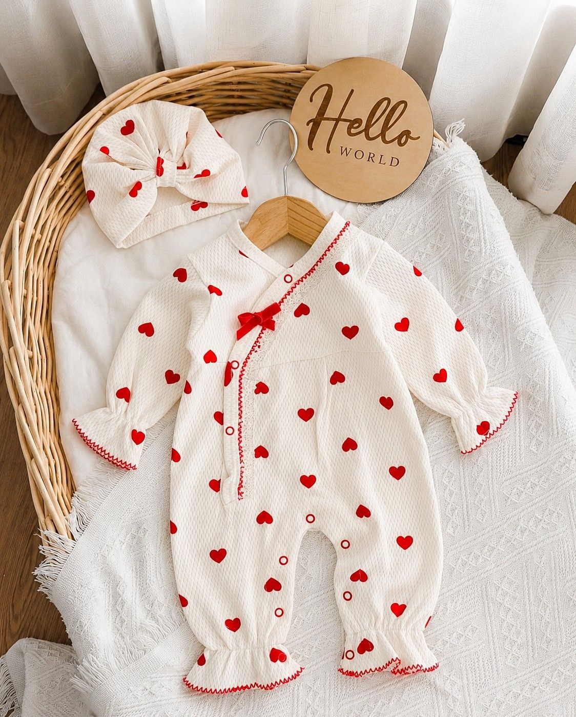 Ensemble Grenouillère et Bonnet Bébé Motif Cœur – 100% Coton Léger