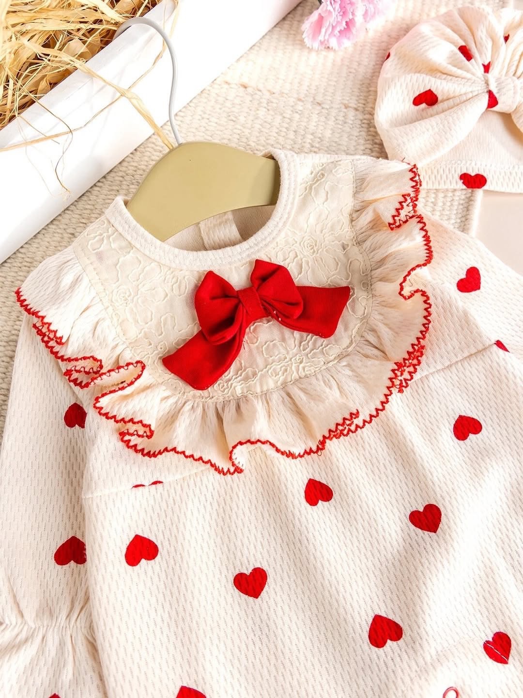 Ensemble Grenouillère et Bonnet Bébé Motif Cœur – 100% Coton Léger – Image 4