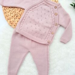 Ensemble Bébé Tricot : L'Équilibre Parfait entre Douceur et Élégance