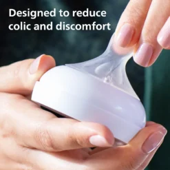 Philips Avent Lot de 2 tétines pour biberon à Réponse Naturelle 0% BPA, Débit 6 liquides épaissis pour Bébé de 6 mois + (modèle SCY966/02