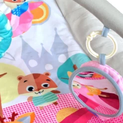 Tapis Comfy play gym dés la naissance - Rose