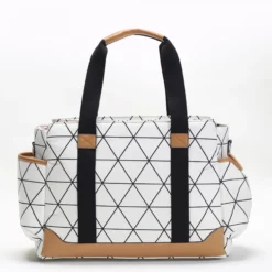 Sac à langer intemporel Triangle Blanc– M&Y 8 Sac à langer intemporel Triangle Blanc– M&Y
