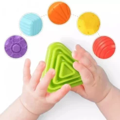 Trieur de cubes éducatifs HE0211 sensoriel 2 en 1 avec ceintures flexibles et élastiques,