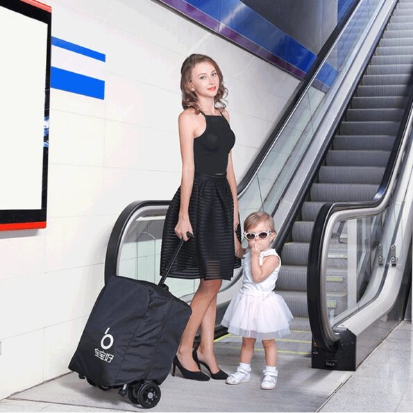 Poussette Valise avec sac + Cache pieds QZ-18914