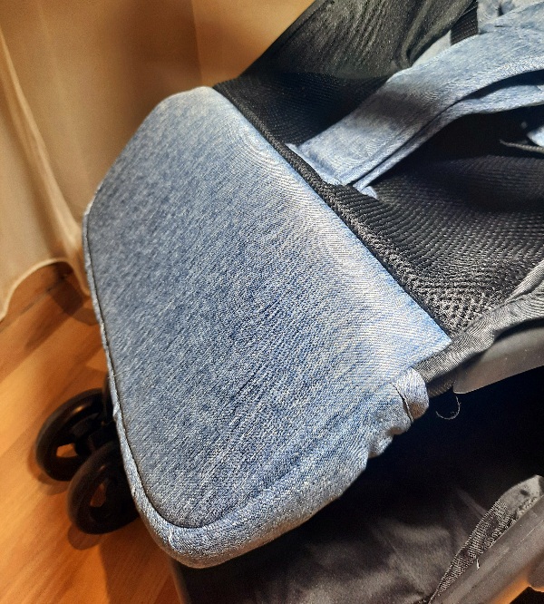 Poussette compacte valise pour bébé