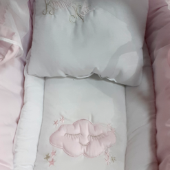 Couffin brodé pour bébé-24460