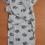 SwaddleMe Emmaillotage avec bonnet – Bambini-0
