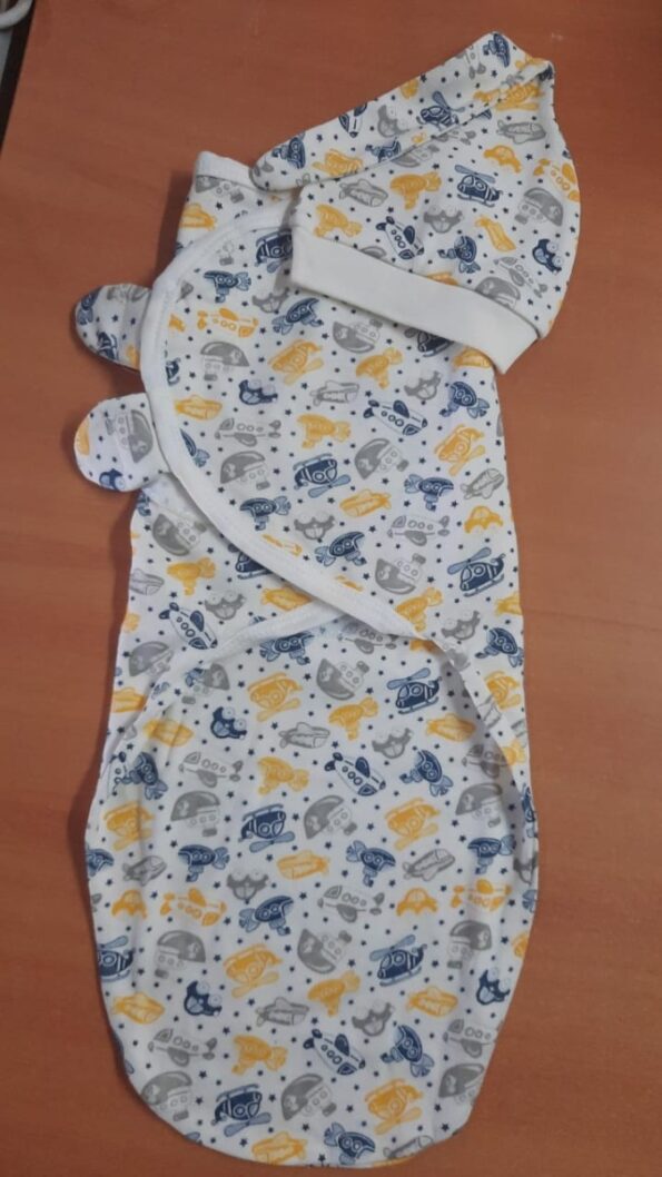 SwaddleMe Emmaillotage avec bonnet – Bambini-24300