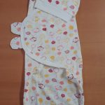 SwaddleMe Emmaillotage avec bonnet – Bambini-0