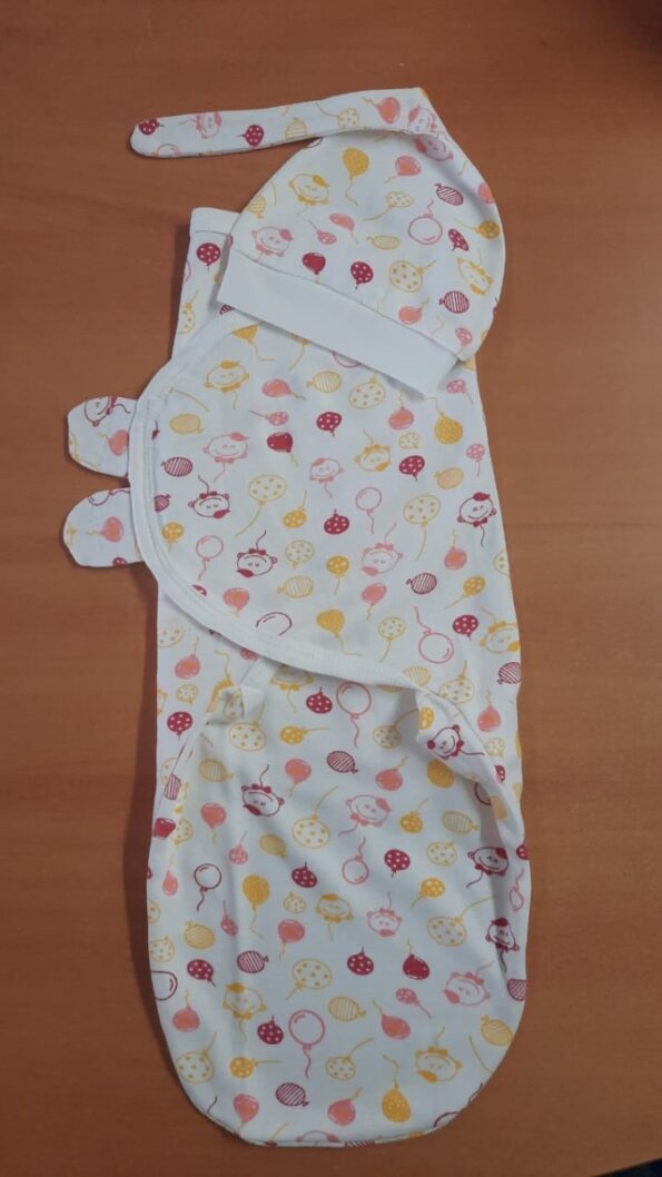 SwaddleMe Emmaillotage avec bonnet – Bambini-24304