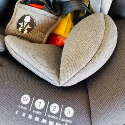 rembourrage siege auto isofix