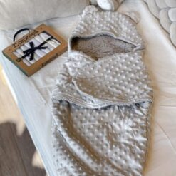couverture bébé emmaillotage