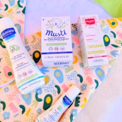 Pack d'acceuil "Maman Bébé" cape de bain et echantillon offerts - Mustela
