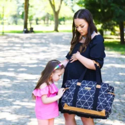 Sac à langer intemporel Triangle Noir– M&Y