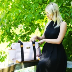 Sac à langer intemporel Triangle Rose – M&Y