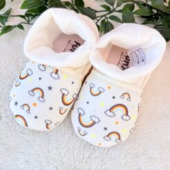 Pantoufles bébé avec chaussettes intégrées Motifs filles