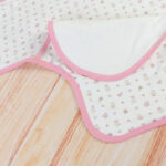 couverture-emmaillotage-bébé-4