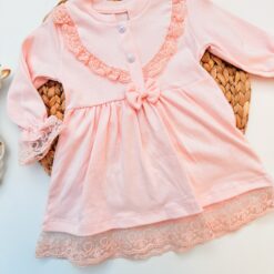 Robe de princesse baptême en dentelle boutons de perles