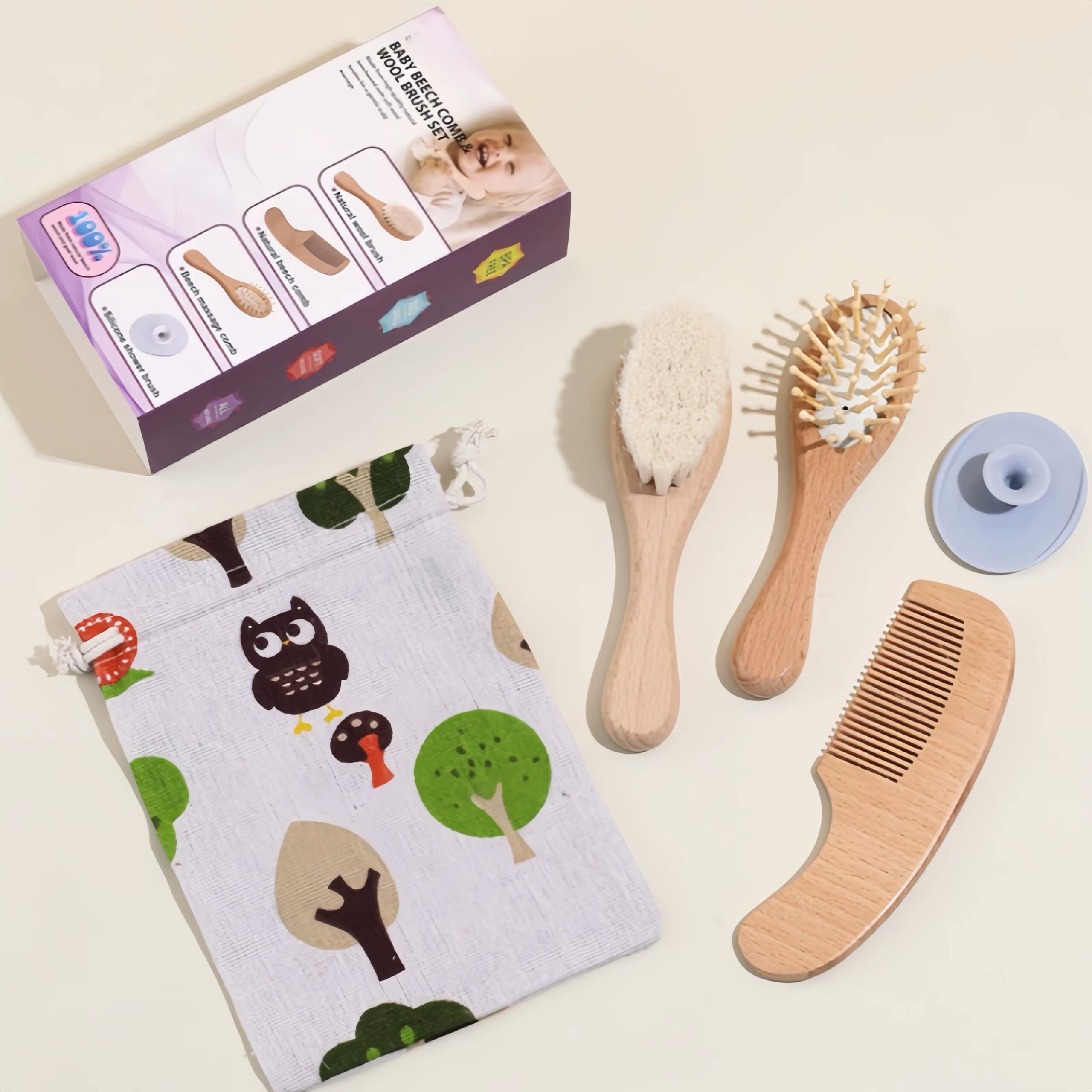 brosses et peigne en bois naturel pour bébé