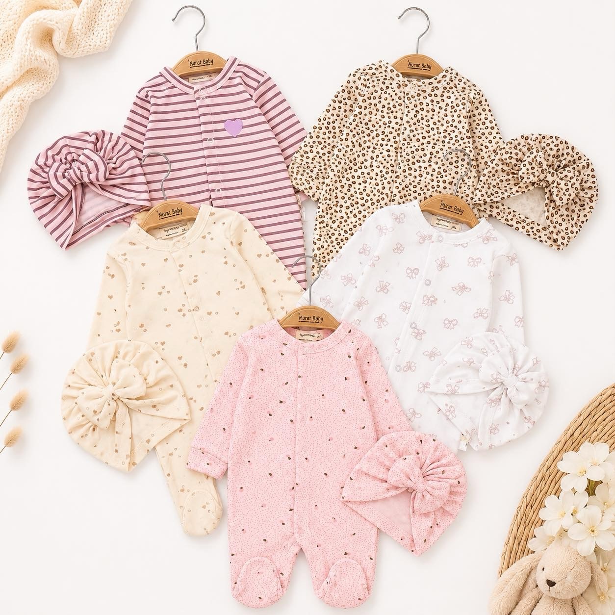 Grenouillère Bébé Fille en Coton Doux avec Bonnet à Nœud Assorti 0-3 mois