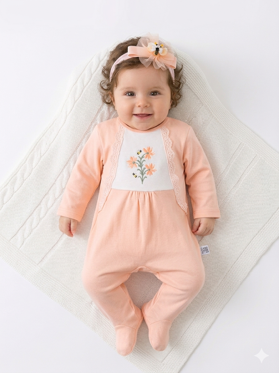 grenouillère bébé fille brodée