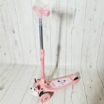 Trottinette vert eau