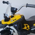moto à pédale tricycle