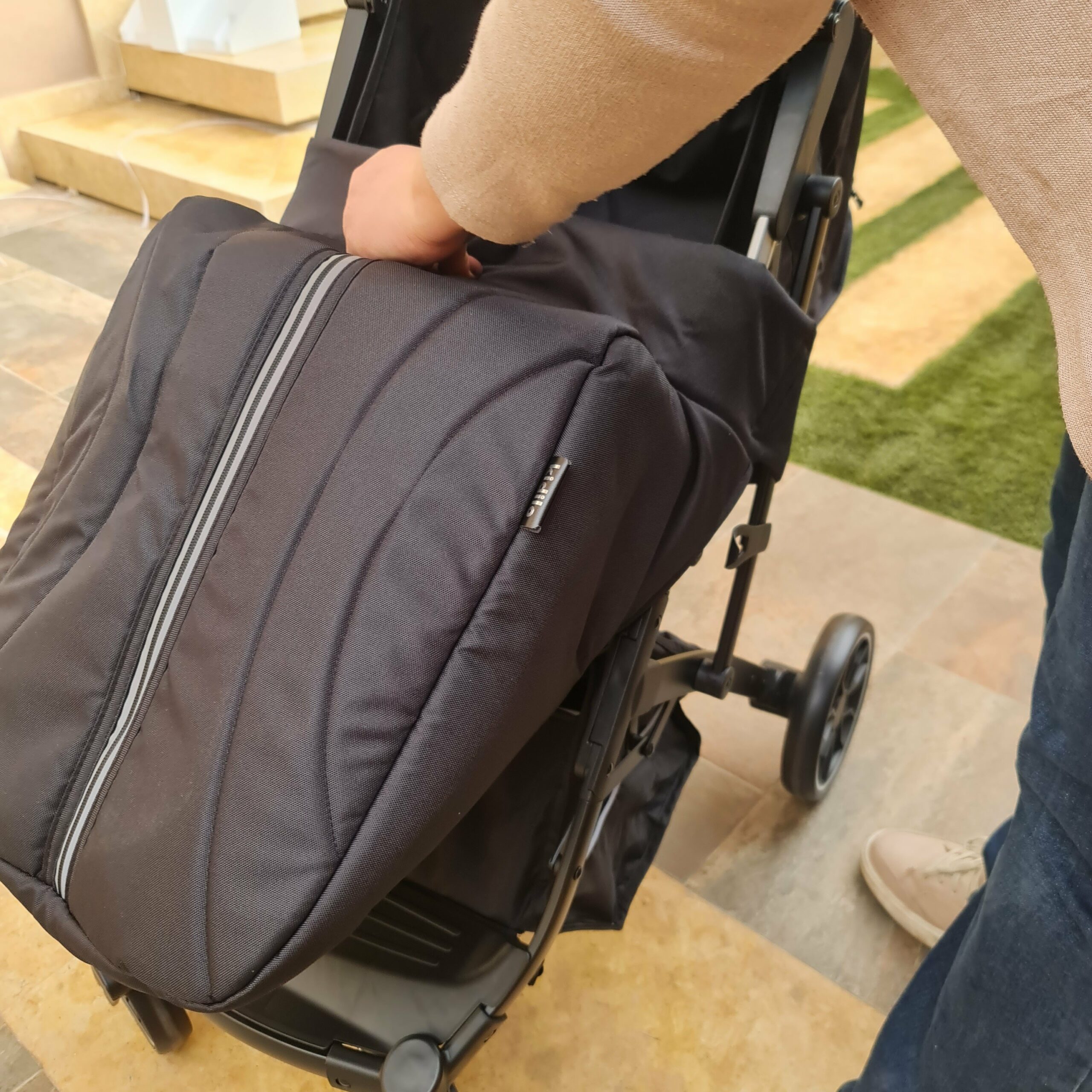 Poussette valise deluxe + Couvre jambe