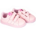 chaussure-bébé-fille-avec-scratch-