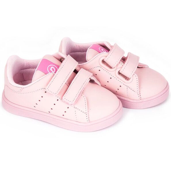 chaussure-bébé-fille-avec-scratch-