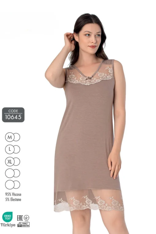 Nuisette douce et ultra-confortable avec détails délicats.