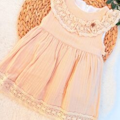 Promo - Robe mousseline avec col et détails en crochet
