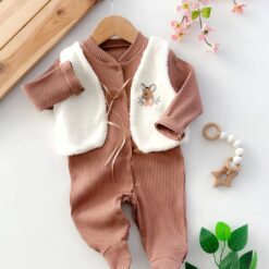 Elégante Grenouillère cosy avec gilet en fourrure