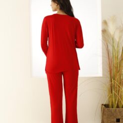Pyjama en dentelle Grossesse et Allaitement - élégance et confort