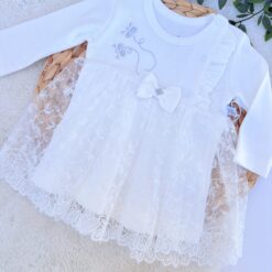 Robe fille Féerique : Dentelle et Papillons Brodés en Blanc