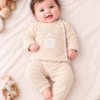 Pyjama Bébé 2 Pièces en Velours Doux – Chaleur Optimale et Ouverture Facile