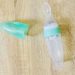 Cuillère alimentaire liquides épais et compote silicone 280ml