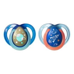 Tommee Tippee Lot de 2 Sucettes Night time Orthodontic 0-6m