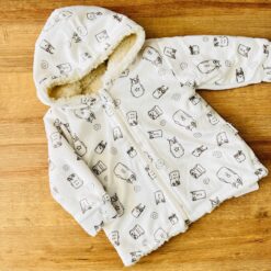 Veste polaire à capuche blanche