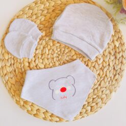 Ensemble bonnet, moufles et bavoir coton pur