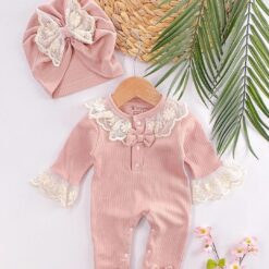 Grenouillère bébé fille brodée coton organique avec bonnet assorti offert