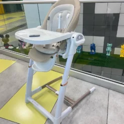 chaise haute beige electrique balancelle